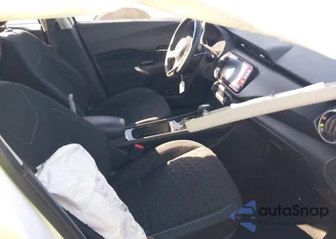 2022 Nissan Kicks Sv Xtronic Cvt z USA, uszkodzony, nr VIN 3N1CP5CV7NL486316